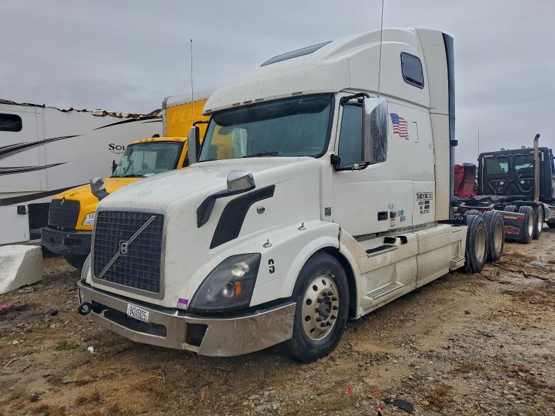 VOLVO VN 2017 VIN 4V4NC9EH2HN977238