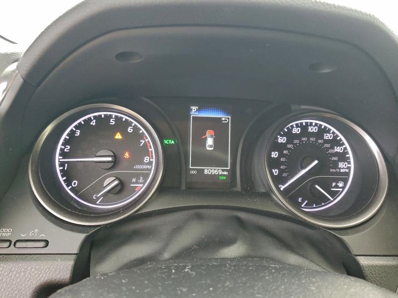 Фото 9 - TOYOTA CAMRY