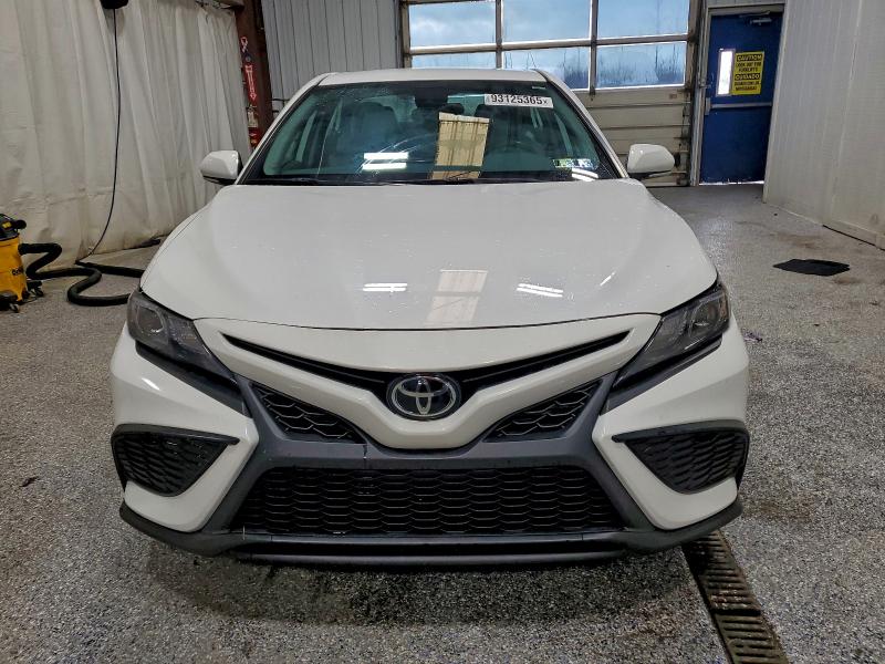 Фото 5 - TOYOTA CAMRY