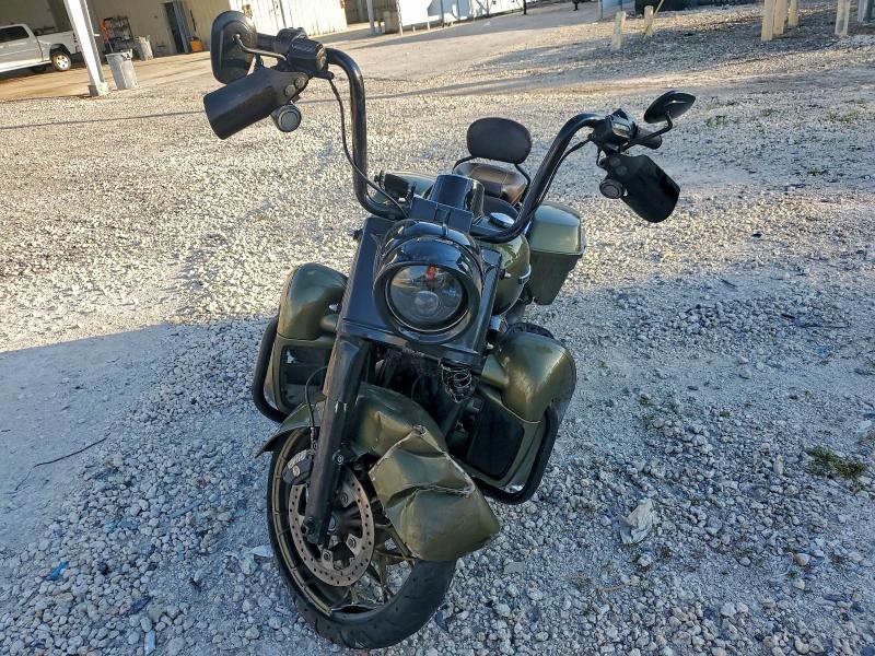 HARLEY-DAVIDSON FL 2018