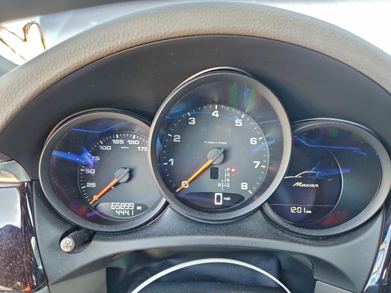 Фото 9 - PORSCHE MACAN