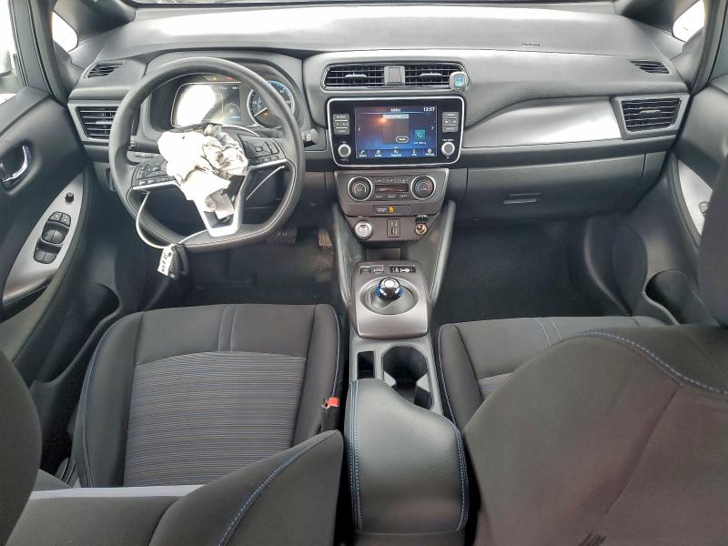 Фото 8 - NISSAN LEAF