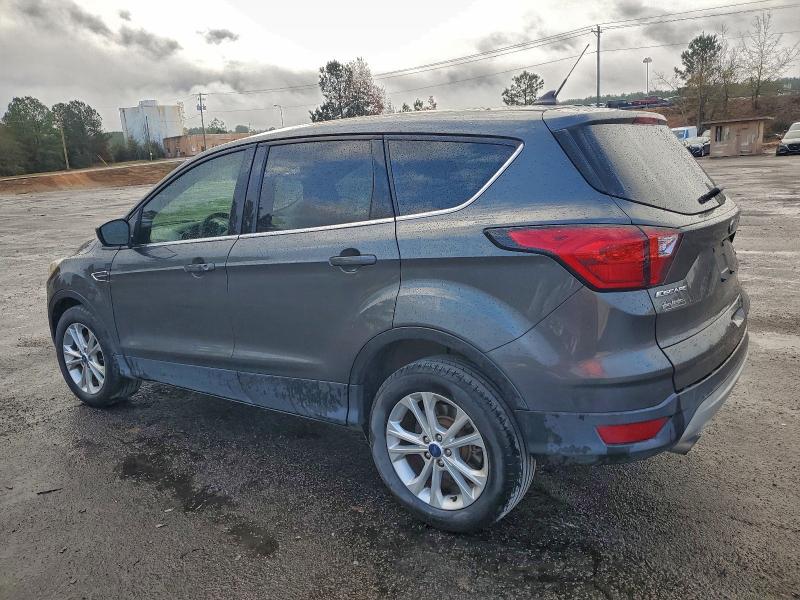Фото 2 - FORD ESCAPE
