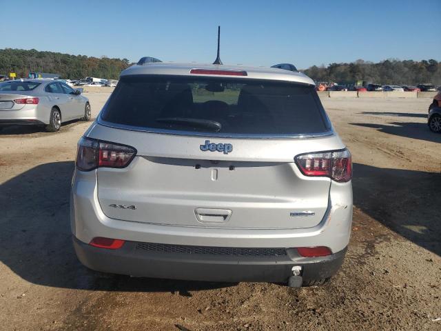 Фото 6 - JEEP COMPASS