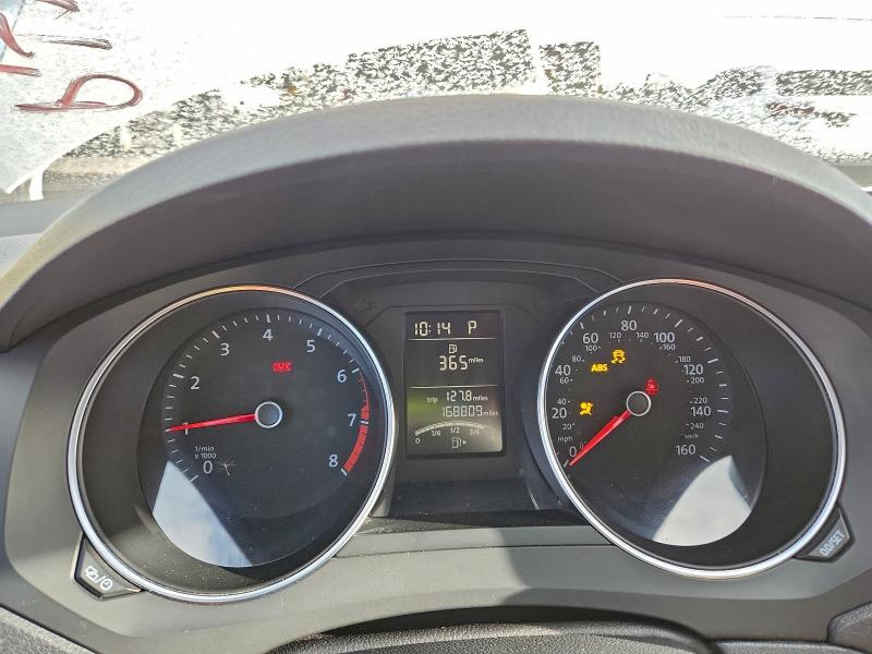 Фото 9 - VOLKSWAGEN JETTA