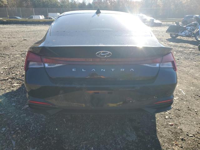 Фото 6 - HYUNDAI ELANTRA