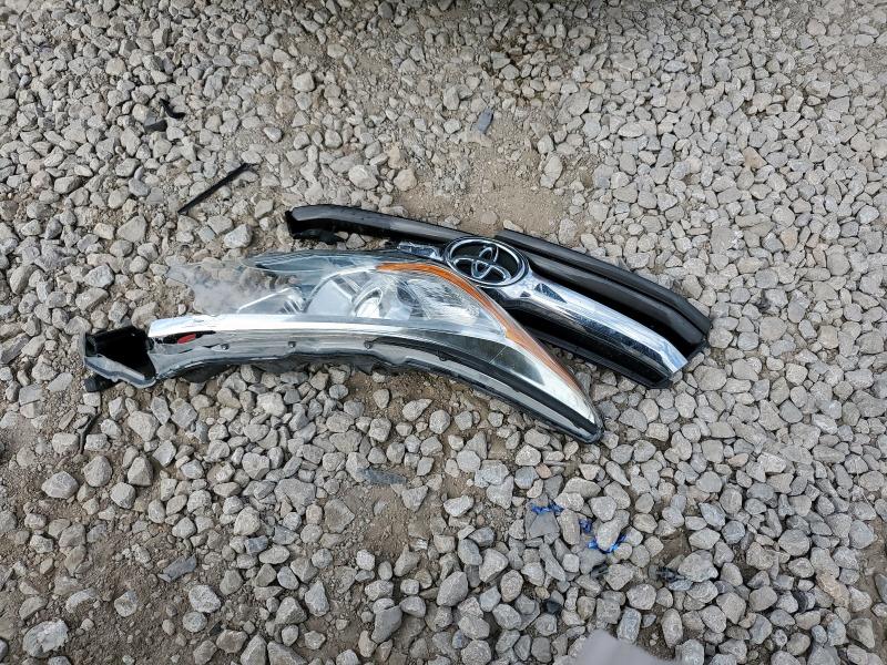 Фото 13 - TOYOTA HIGHLANDER