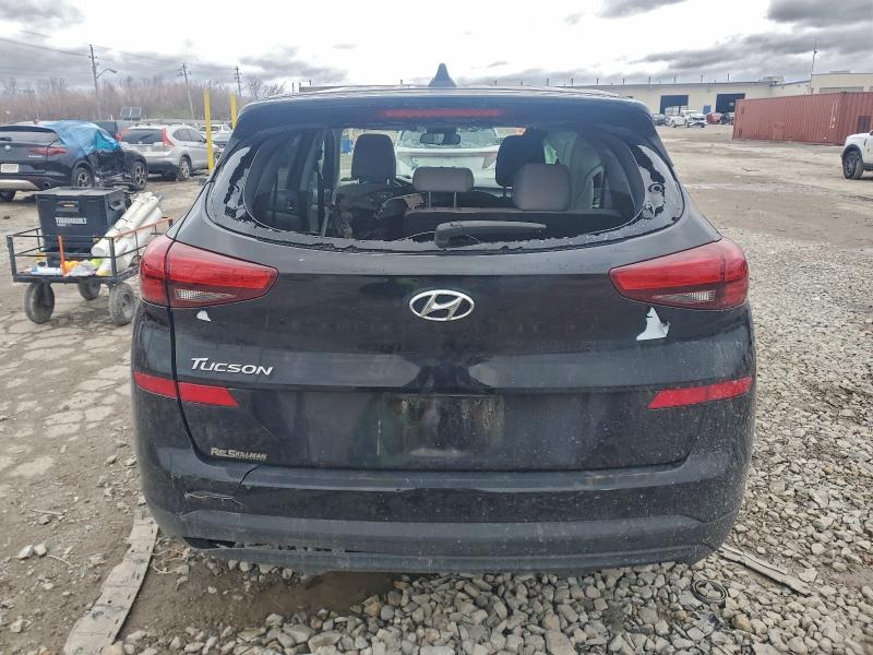 Фото 6 - HYUNDAI TUCSON