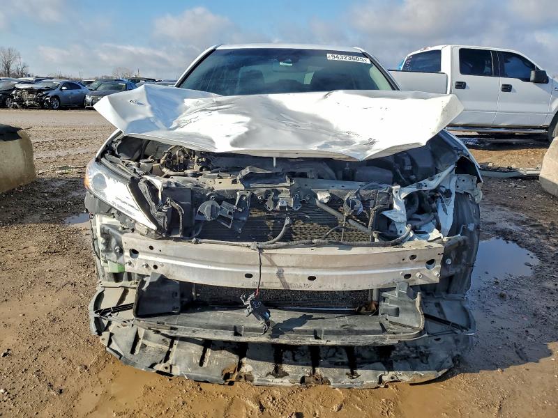 Фото 5 - TOYOTA CAMRY