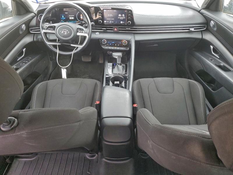 Фото 8 - HYUNDAI ELANTRA