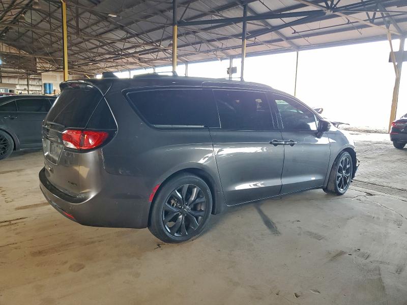 Фото 3 - CHRYSLER PACIFICA