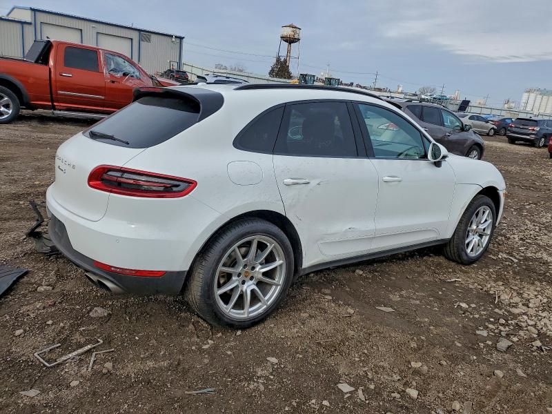 Фото 3 - PORSCHE MACAN