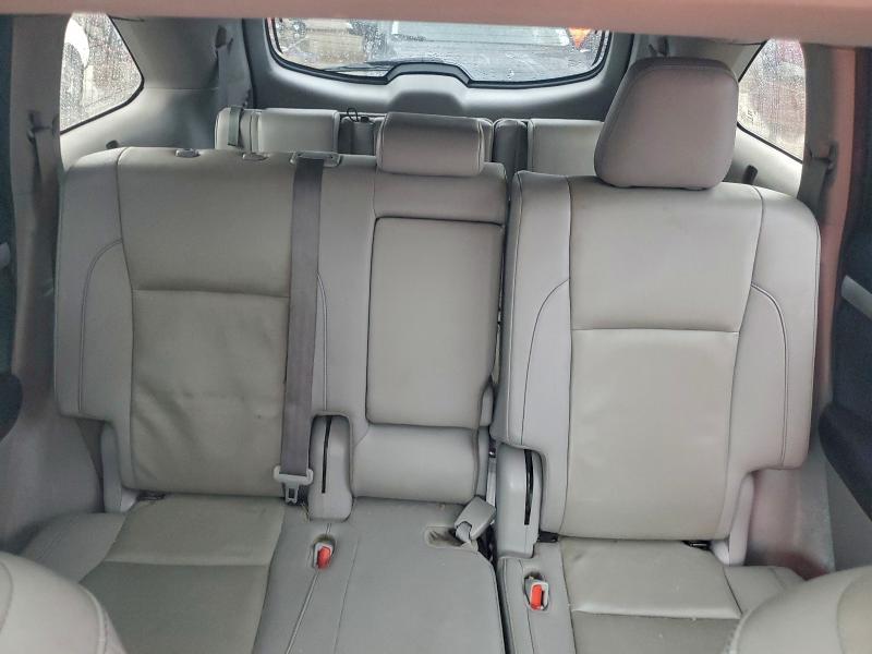 Фото 10 - TOYOTA HIGHLANDER