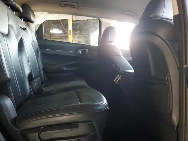 Фото 11 - KIA SORENTO