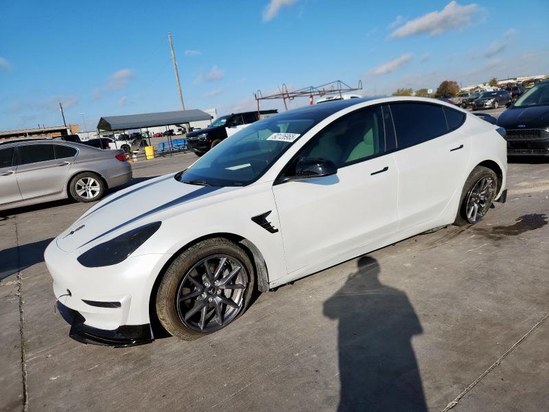 Фото 1 - TESLA MODEL 3