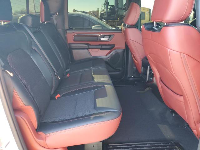 Фото 10 - RAM 1500