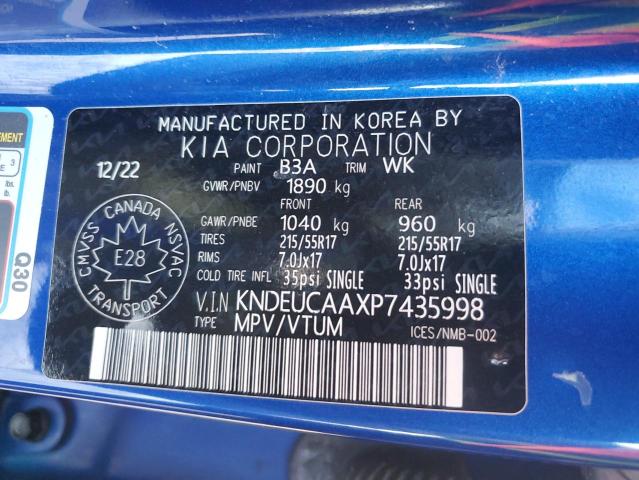 Фото 14 - KIA SELTOS