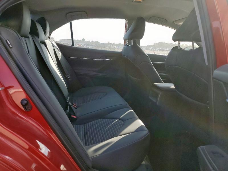 Фото 10 - TOYOTA CAMRY