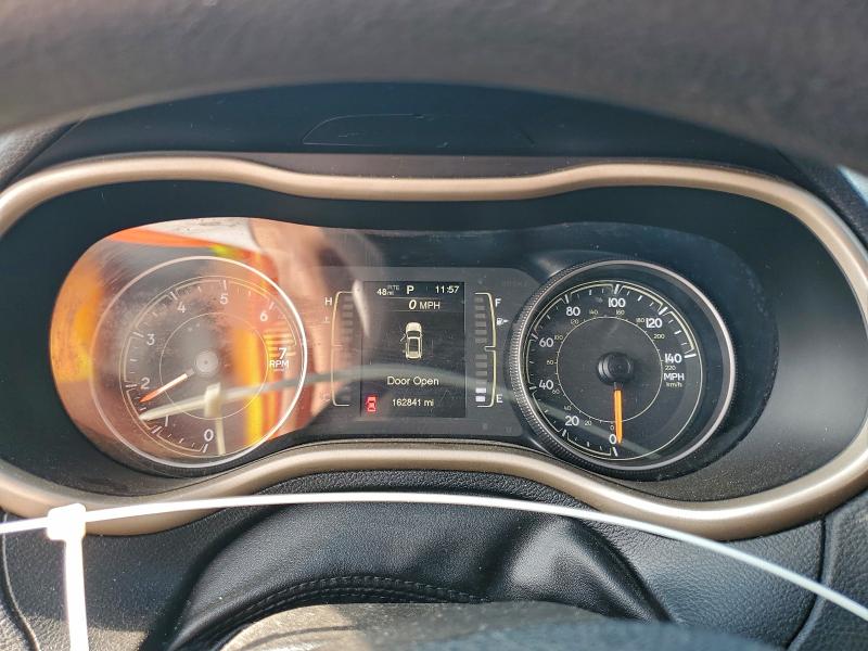 Фото 9 - JEEP GRAND CHER