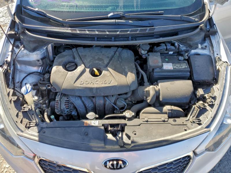 Фото 11 - KIA FORTE