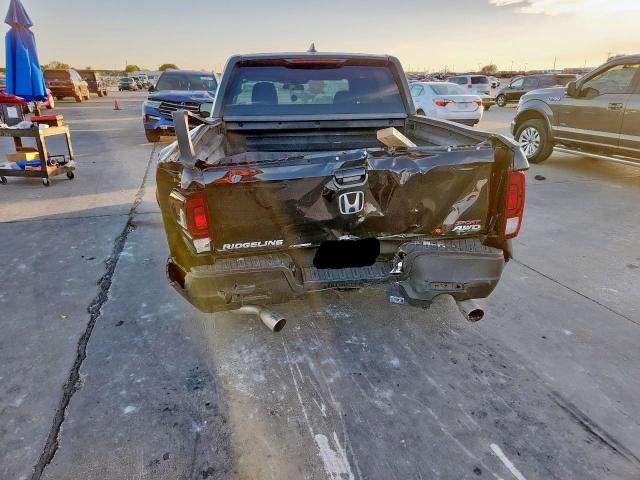 Фото 6 - HONDA RIDGELINE