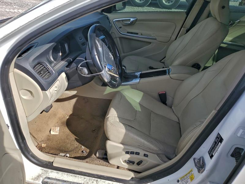 Фото 7 - VOLVO S60