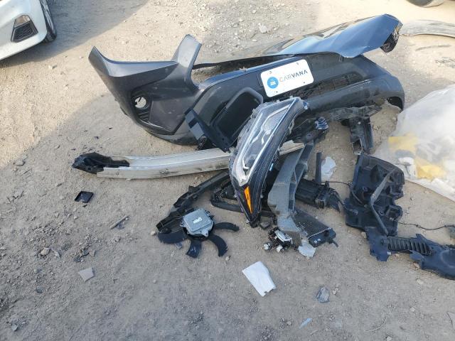 Фото 13 - TOYOTA RAV4