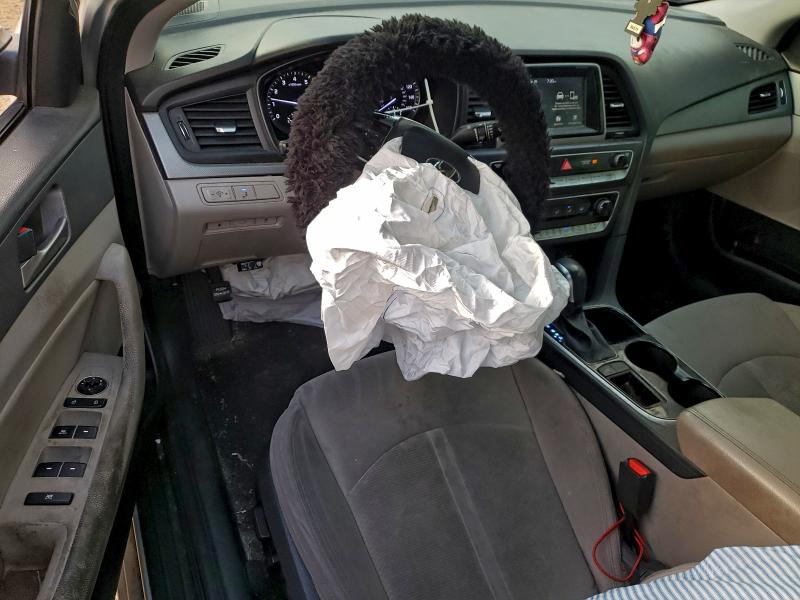 Фото 8 - HYUNDAI SONATA