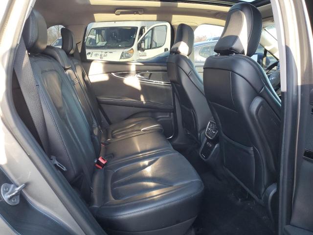 Фото 11 - LINCOLN NAUTILUS