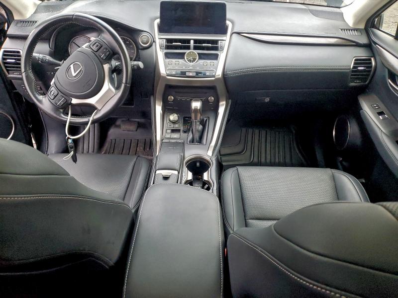 Фото 8 - LEXUS NX