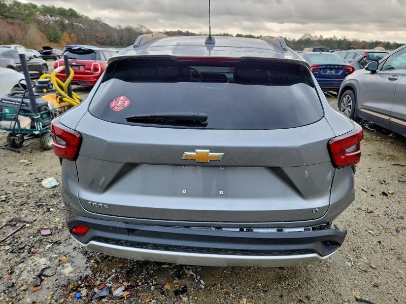 Фото 6 - CHEVROLET TRAX