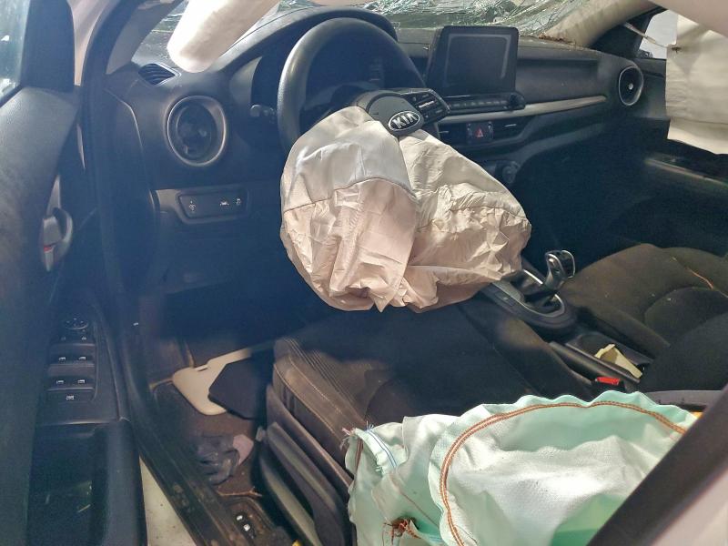 Фото 8 - KIA FORTE