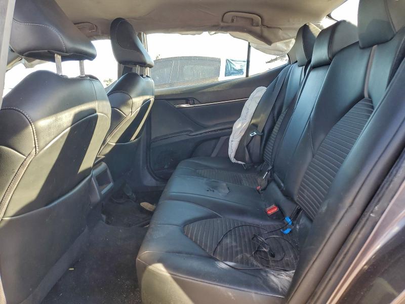 Фото 10 - TOYOTA CAMRY