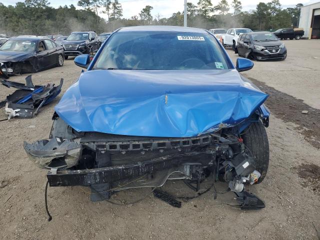 Фото 5 - HYUNDAI ELANTRA