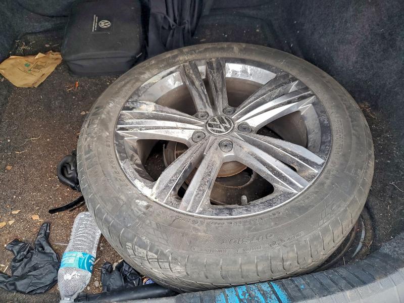 Фото 12 - VOLKSWAGEN JETTA