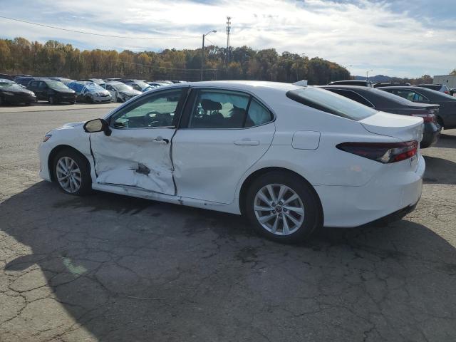 Фото 2 - TOYOTA CAMRY