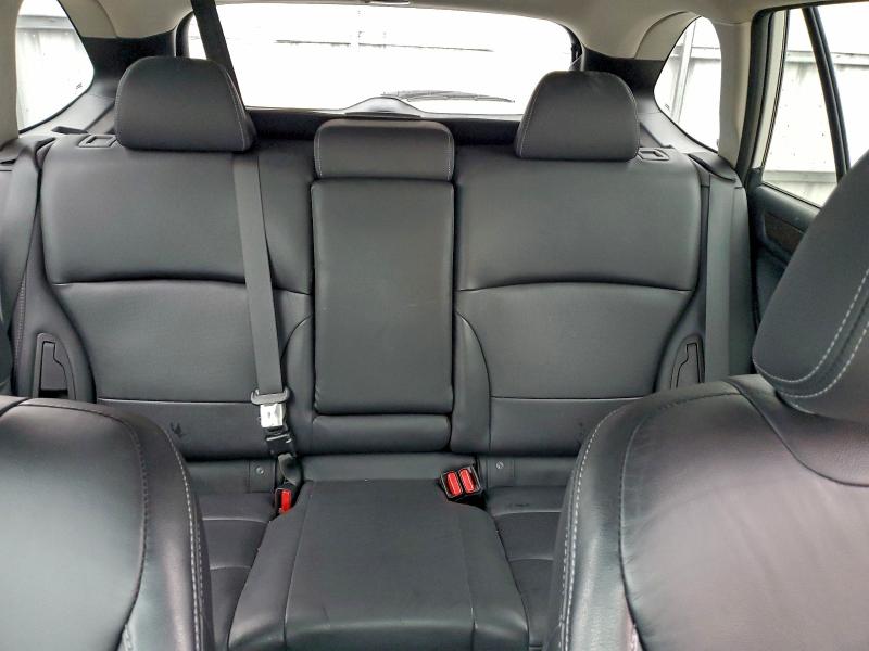 Фото 10 - SUBARU OUTBACK