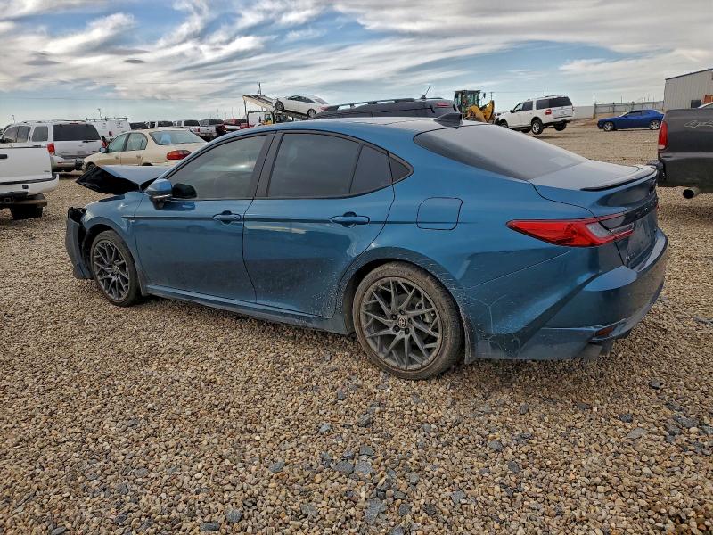 Фото 2 - TOYOTA CAMRY