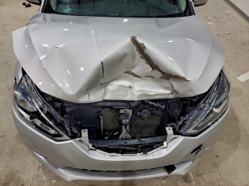 Фото 11 - NISSAN SENTRA