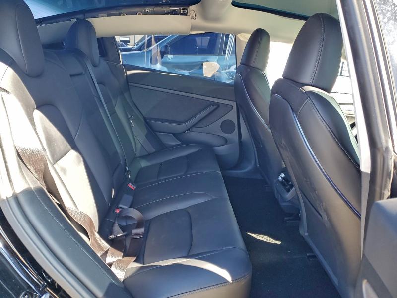 Фото 10 - TESLA MODEL 3