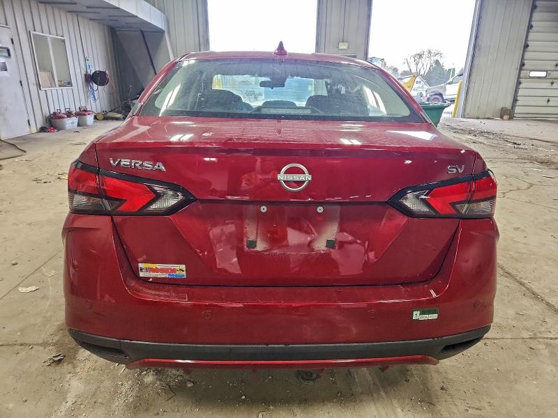 Фото 6 - NISSAN VERSA