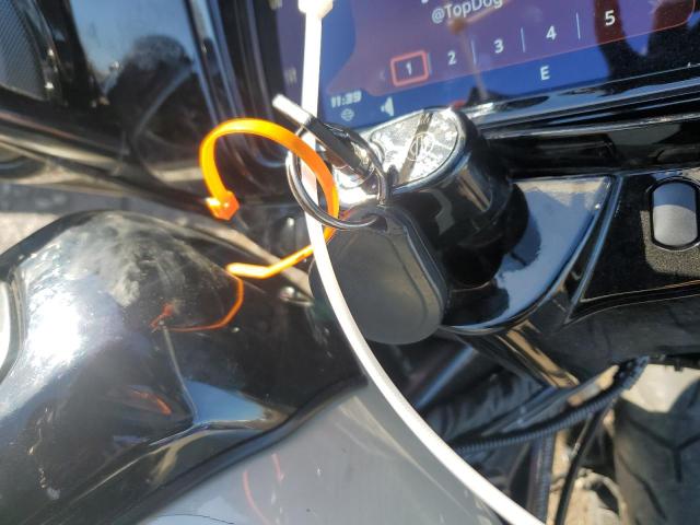 HARLEY-DAVIDSON FLHXST 2023