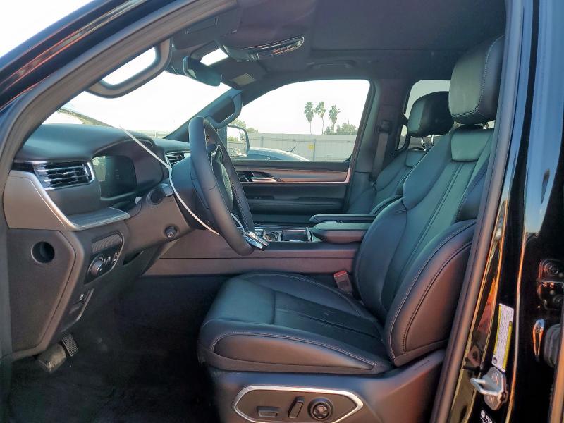 Фото 7 - JEEP WAGONEER