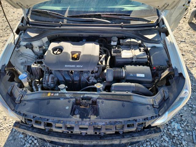 Фото 11 - HYUNDAI ELANTRA