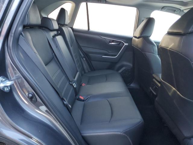 Фото 11 - TOYOTA RAV4