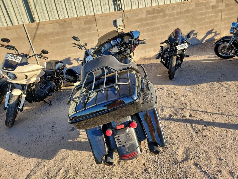 HARLEY-DAVIDSON FL 2018