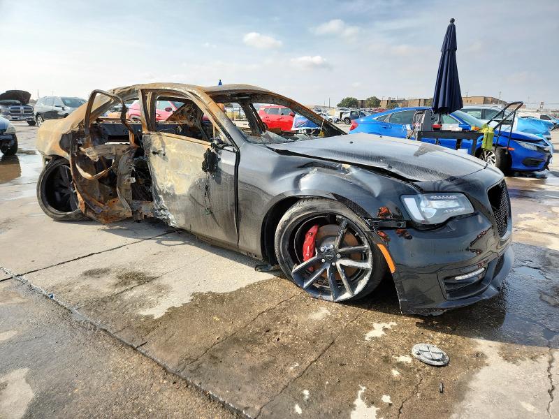 Фото 4 - CHRYSLER 300