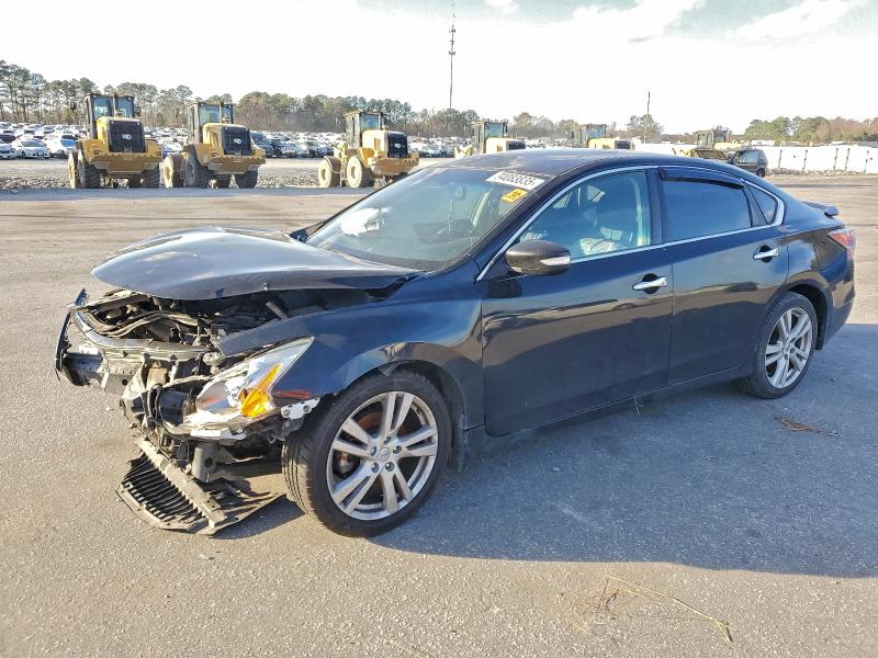 Фото 1 - NISSAN ALTIMA