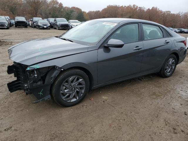 Фото 1 - HYUNDAI ELANTRA