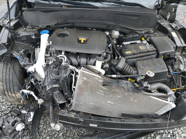 Фото 12 - KIA SELTOS